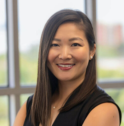 Angela Jung headshot